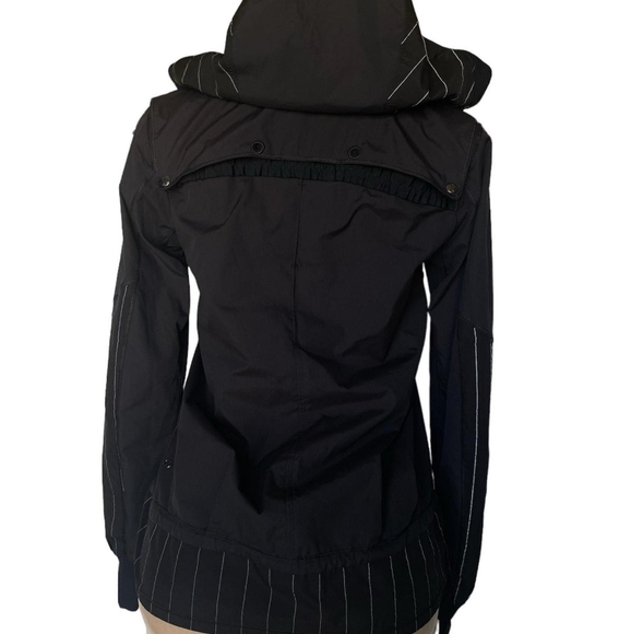 Lululemon Jacket - Picture 2 of 5